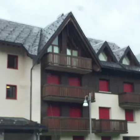 Holiday Homeholiday Park 度假居 蓬泰迪莱尼奥